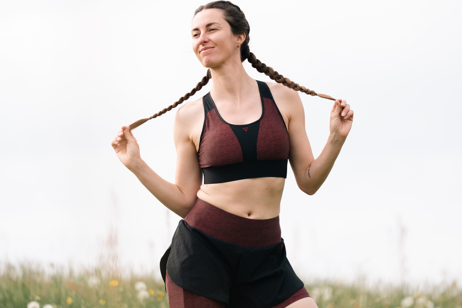 Brassière de running et frottements : pourquoi souffre-t-on parfois d'irritations sous la poitrine ?