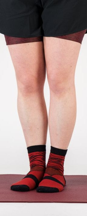 Chaussettes de sport femme mi-hautes "Vibrations" – respirantes, anti-frottements, made in France & recyclées gayaskin