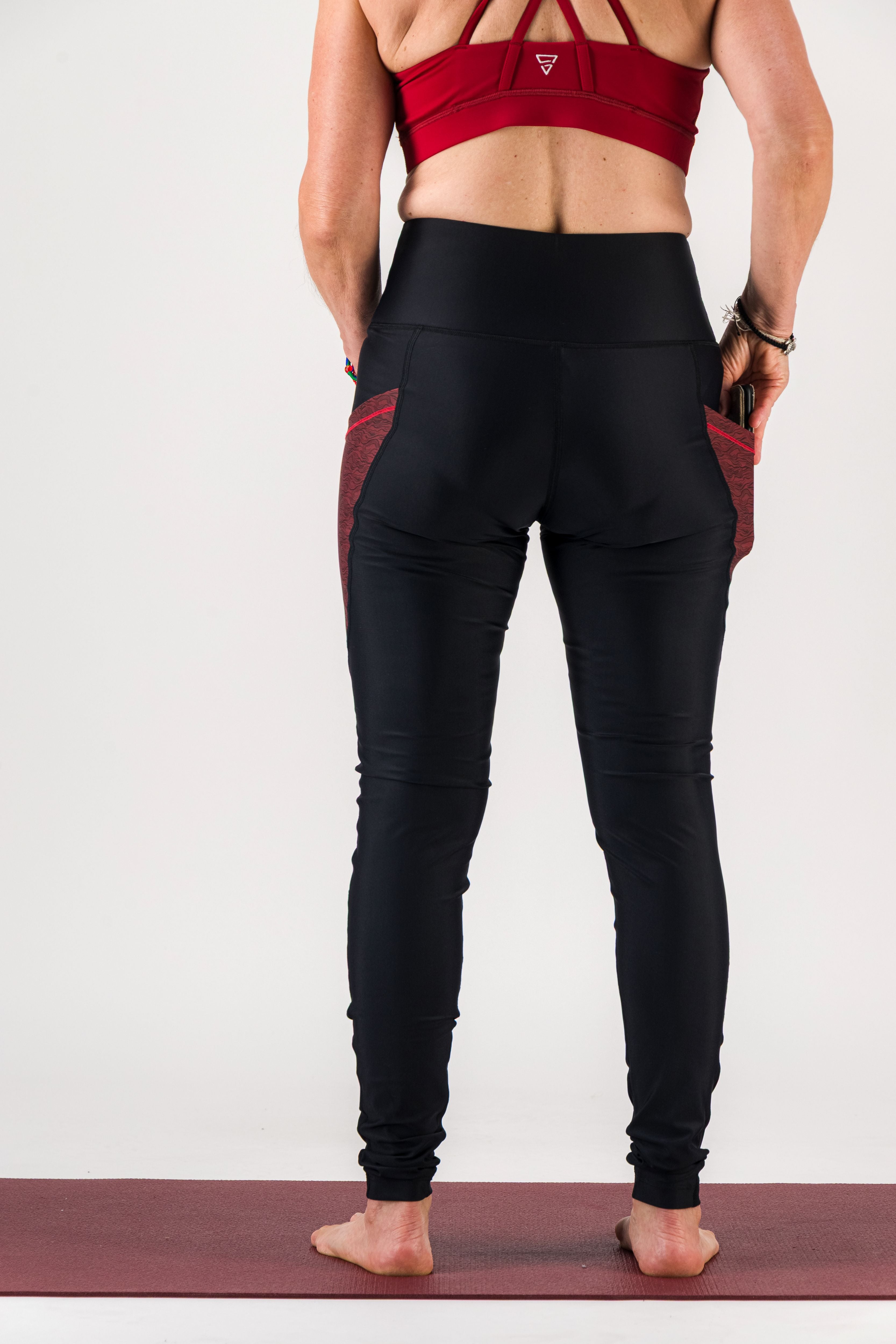 Legging de sport femme ecoresponsable "Vibrations"- Technique, poches et taille haute gayaskin