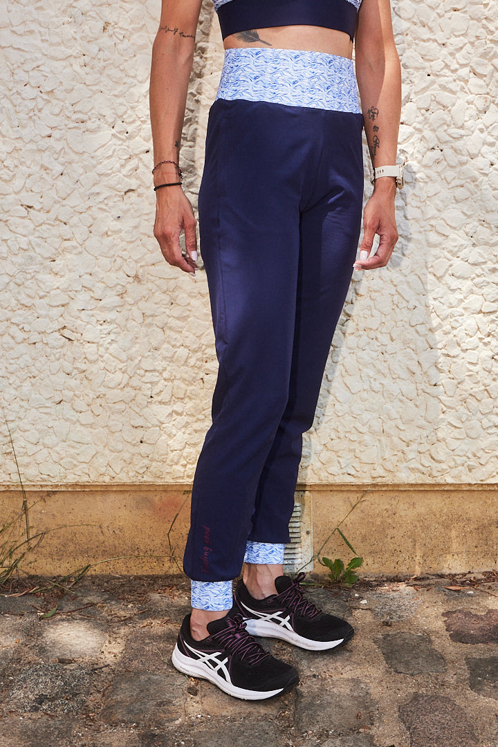 Jogging écoresponsable Femme Skinni Fit - Coupe Large, Taille élastique, Poches Latérales - 60% Coton Régénéré, 40% Polyester Recyclé