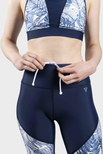 gayaskin zoom sur cordon blanc du legging skin la reveuse